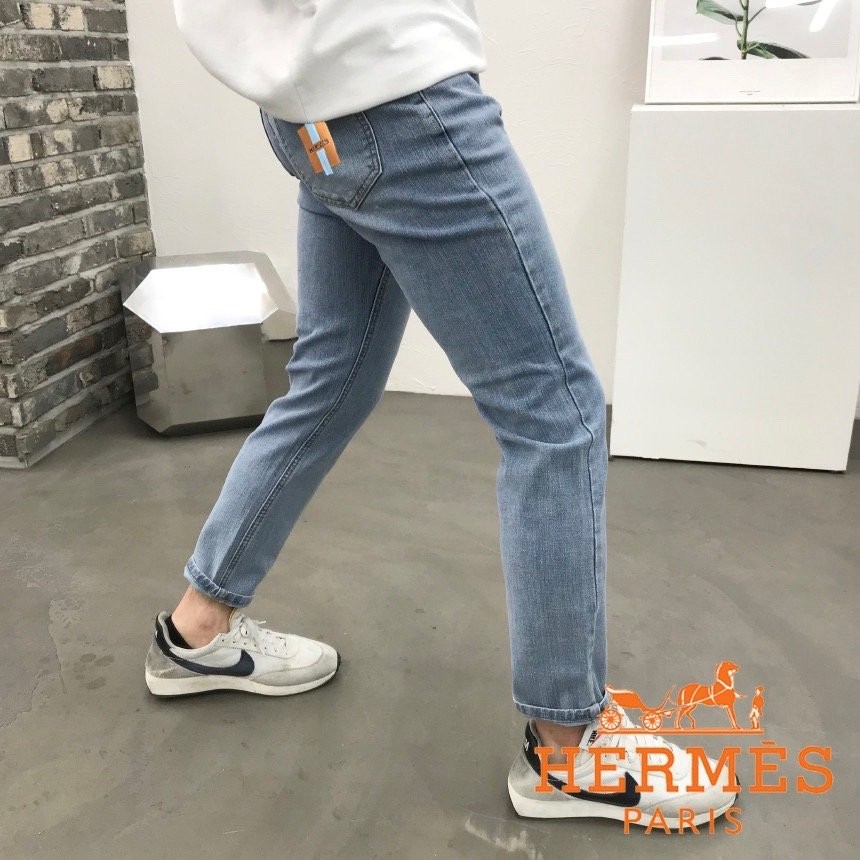 df85e199c8e31629288d89aa66b5bb24_1763832194_8328.jpg df85e199c8e31629288d89aa66b5bb24_1763832194_8328.jpg