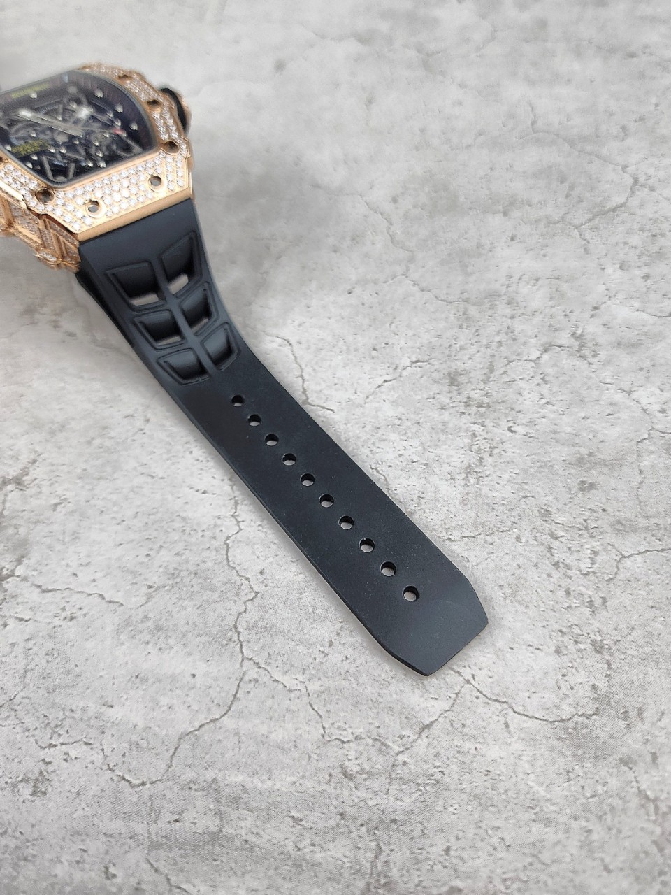 773977e149bfea9ec36a45a0425a2376_1764661593_6361.jpg 773977e149bfea9ec36a45a0425a2376_1764661593_6361.jpg