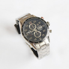 태그호이어 칼리버16 데이데이트 시계