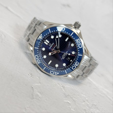 오메가 코액시얼 씨마스터 다이버 300M 블루 시계