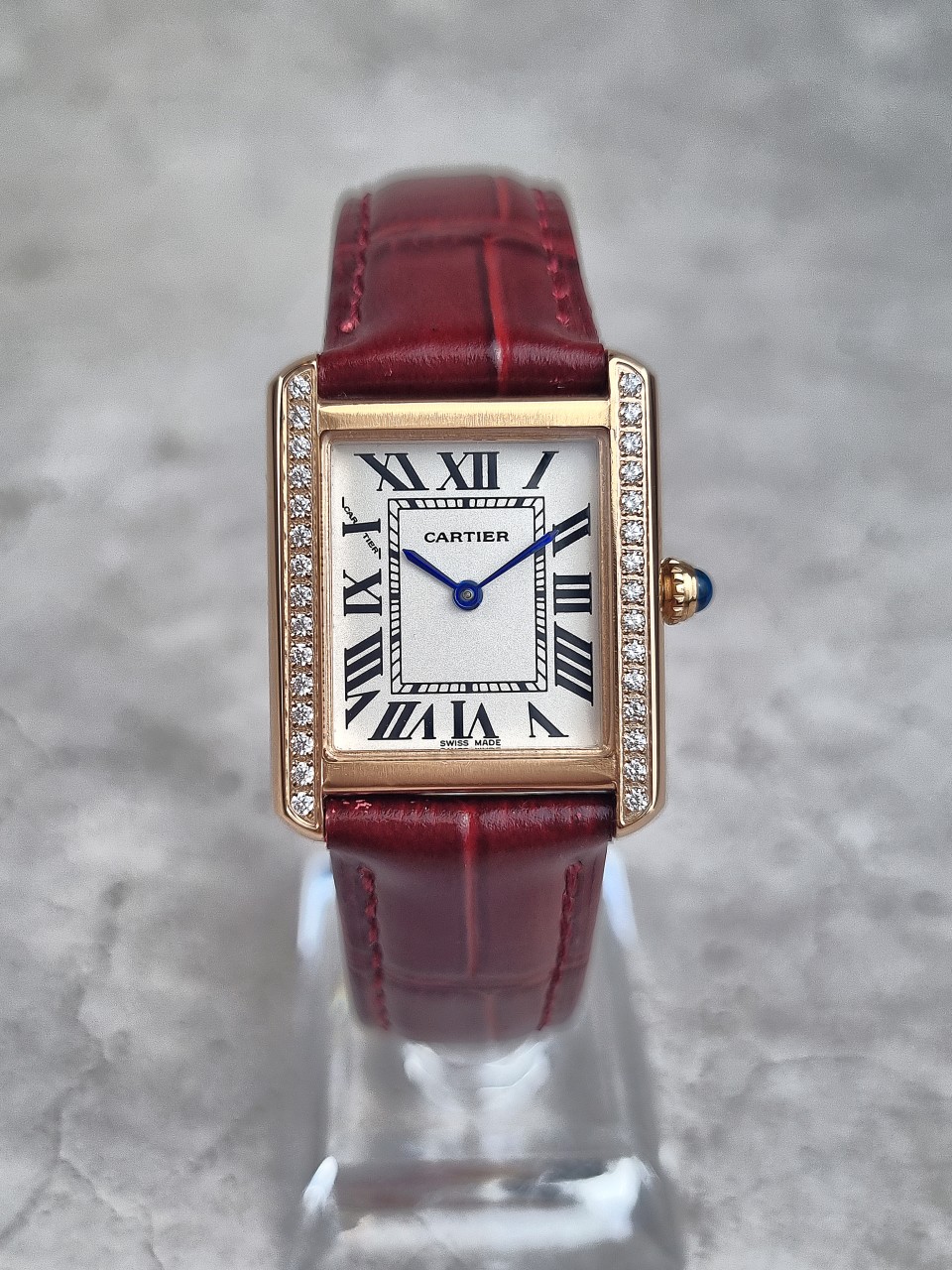 까르띠에 탱크 루이 다이아 세팅 시계
