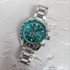 태그호이어 까레라 칼리브 02 스포츠 그린 다이얼 시계