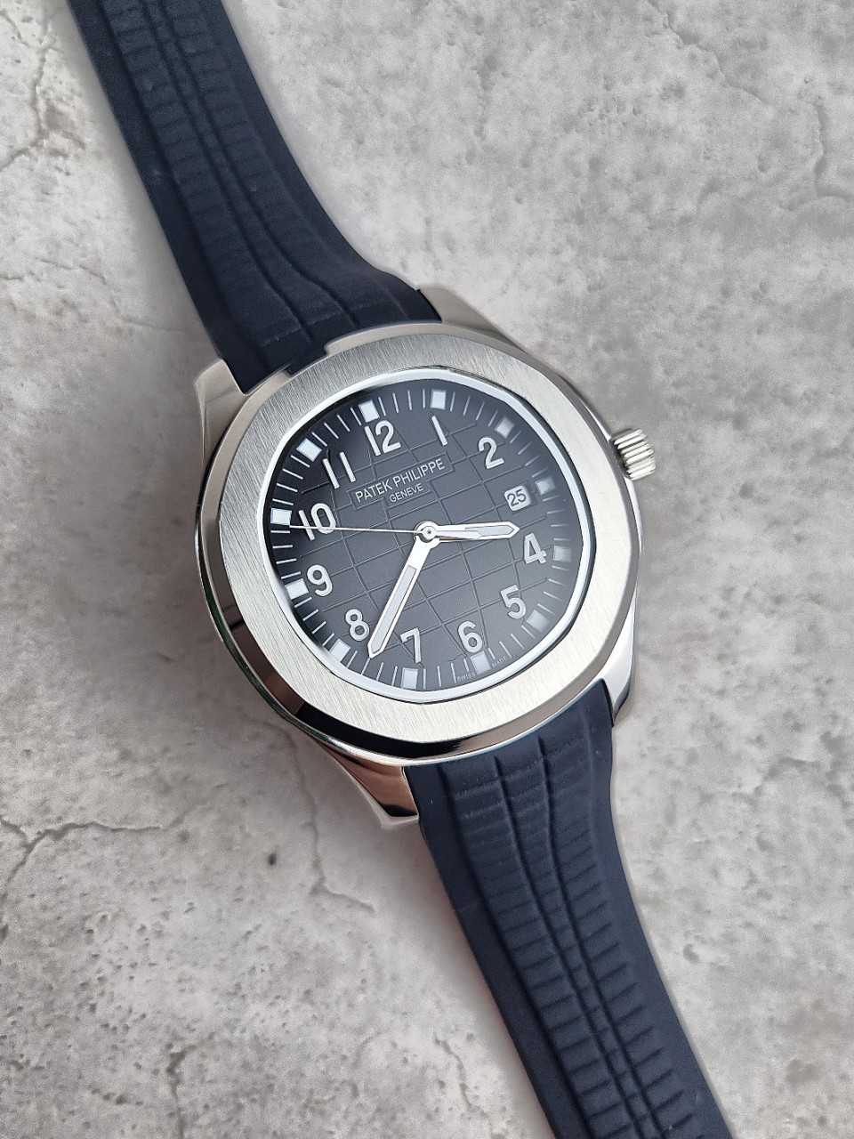 파텍필립 아쿠아넛 블랙 다이얼 5167A 시계