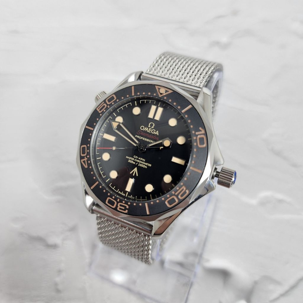 오메가 코액시얼 마스터 300M 제임스본드 007 에디션 시계