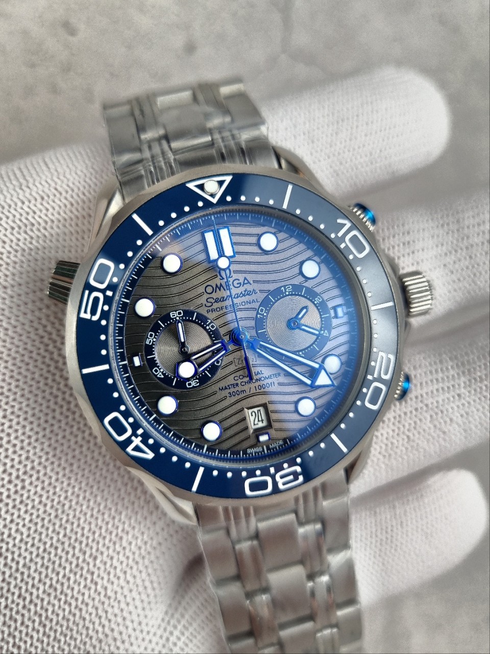 오메가 코액시얼 씨마스터 다이버 300M 블루 그레이 다이얼 시계