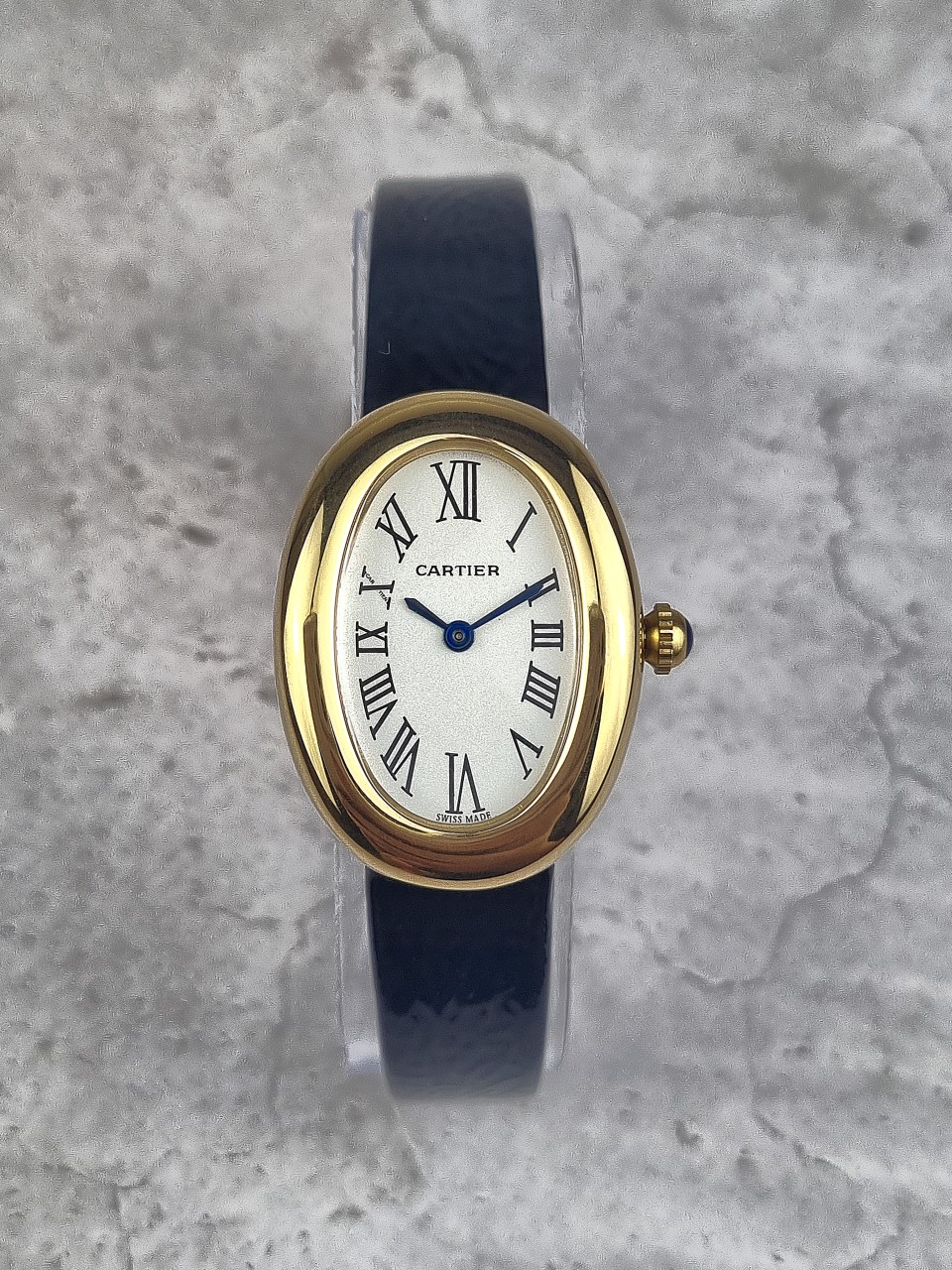 까르띠에 베누아 화이트 다이얼 로마 골드 시계