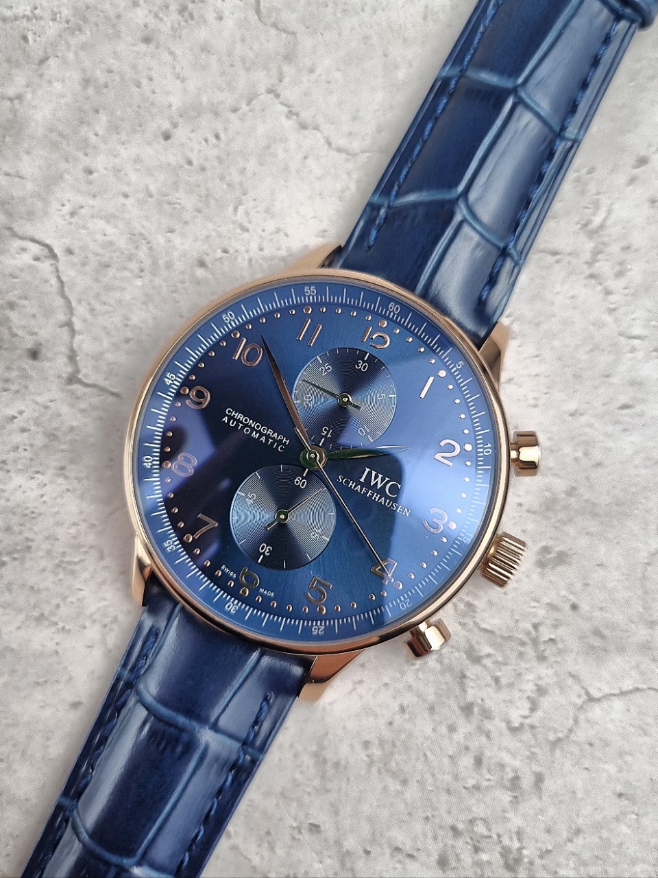 IWC 포르투기저 부티크 에디션 블루 다이얼 시계