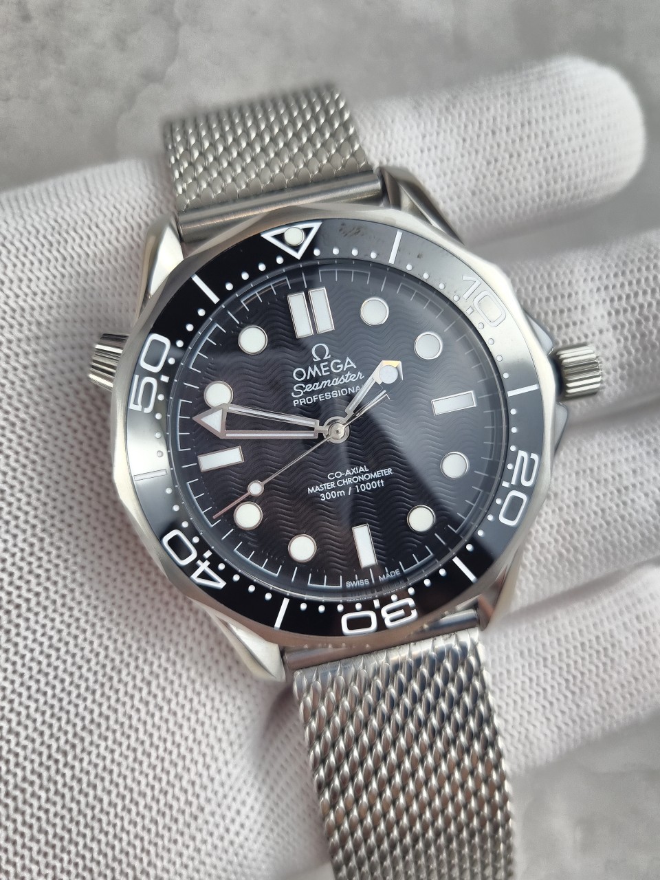 오메가 코액시얼 마스터 다이버 300M 블랙 시계