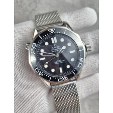 오메가 코액시얼 마스터 다이버 300M 블랙 시계