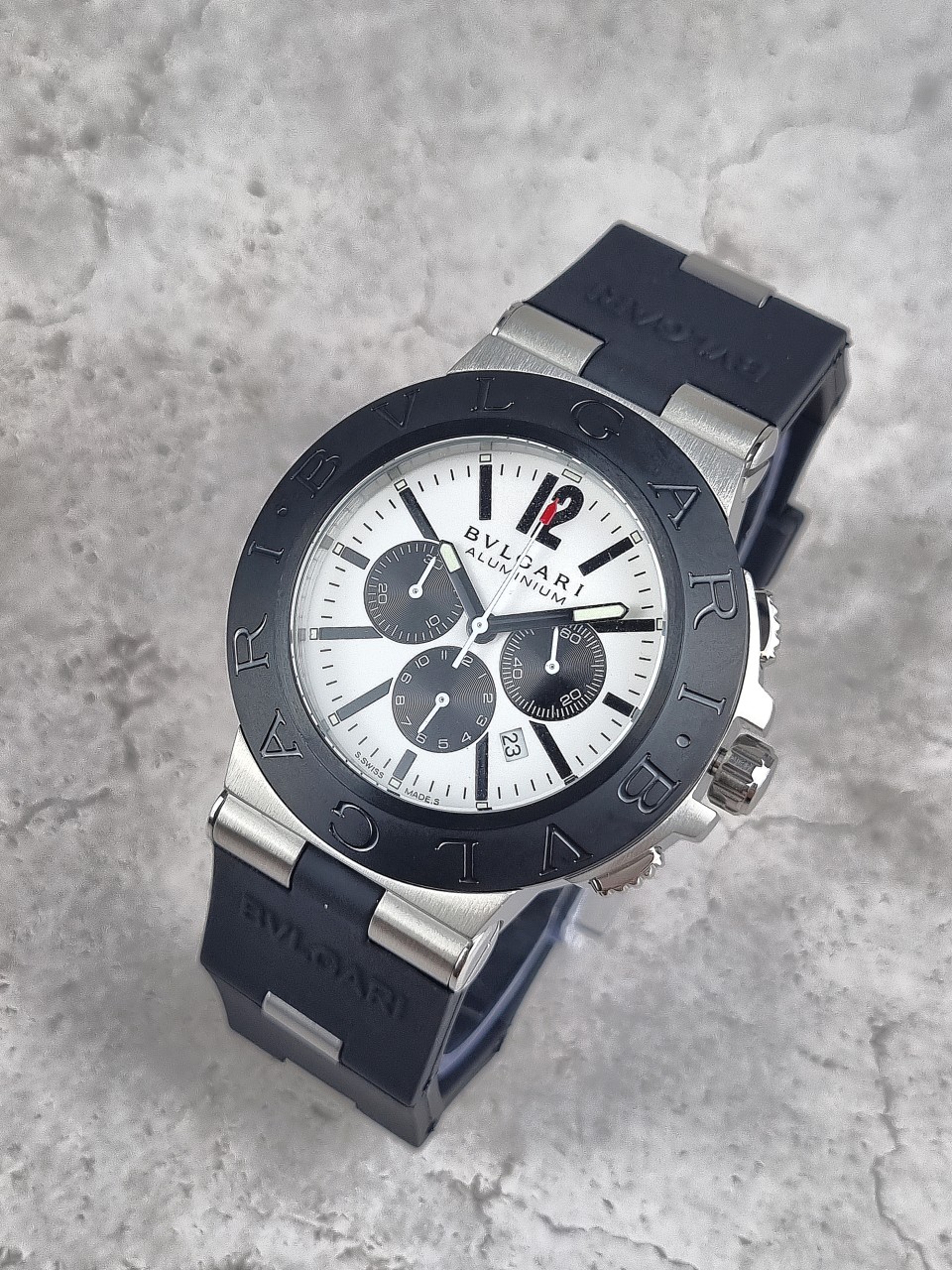 불가리 디아고노 알루미늄 워치 시계
