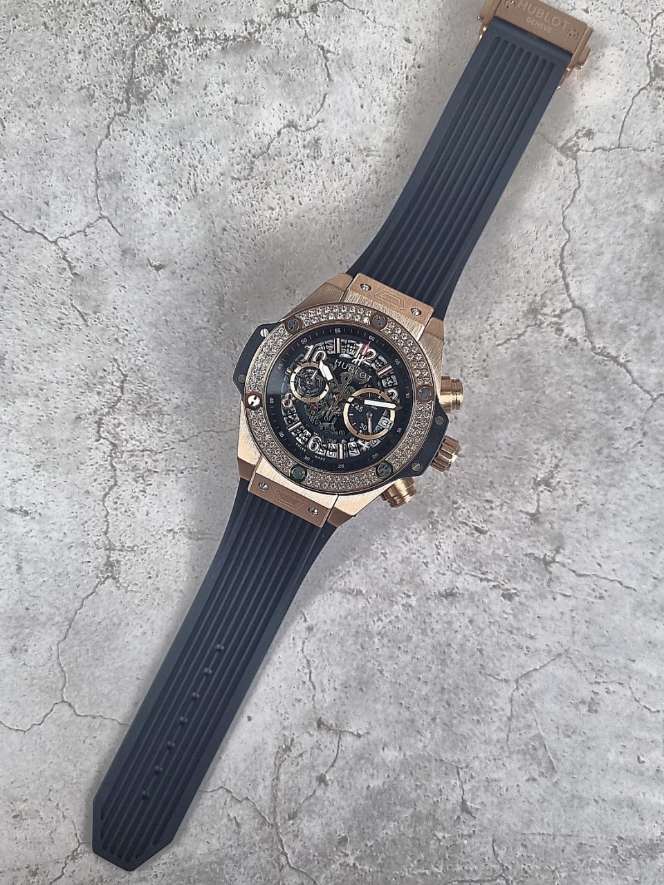 위블로 빅뱅 유니코 골드 다이아몬드 블랙 골드 시계