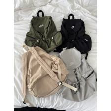 나이키 엠보 쓰리 포켓 백팩 (가방)