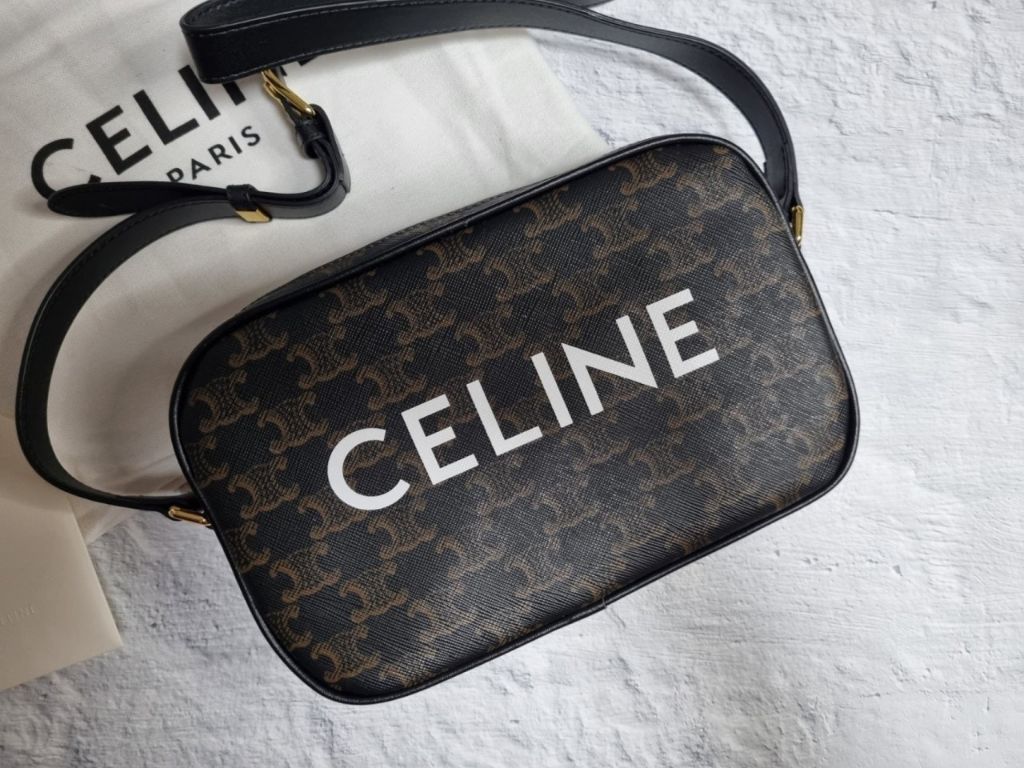 셀린느 프린트 메신저백 (가방)