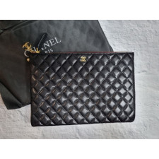 샤넬 클래식 클러치백 (가방)