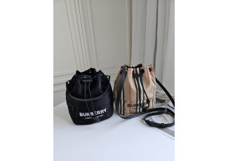 버버리 포이베 버킷백 (가방)