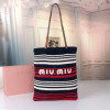 미우미우 크로셰 토트백 미듐 (가방)