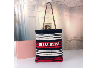 미우미우 크로셰 토트백 미듐 (가방)