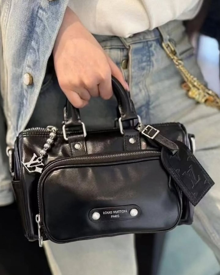 루이비통 카고 반둘 숄더백 (가방)