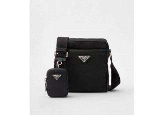 프라다 사각 메신저백 (가방)