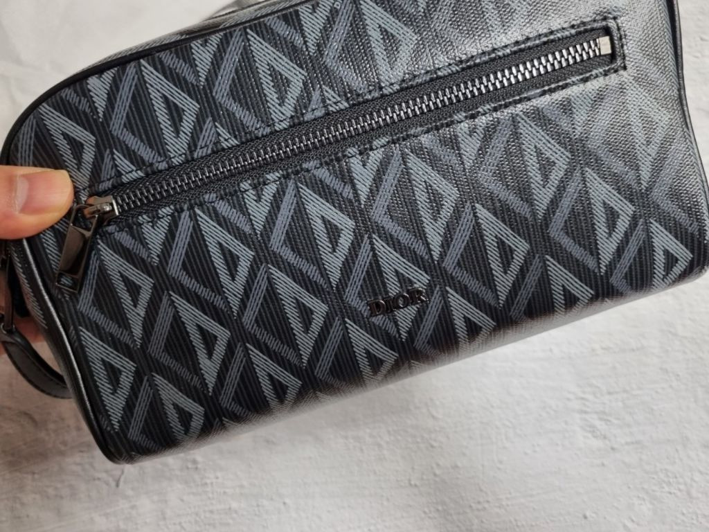 디올 세면백 (가방)