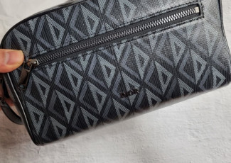 디올 세면백 (가방)