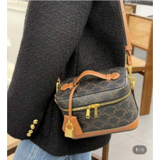 셀린느 베니티 숄더백 (가방)