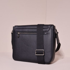 루이비통 디스트릭스 PM 타이가 블랙 크로스백 (가방)