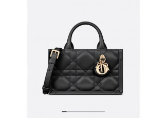 디올 북토트 블랙 미니백 (가방)