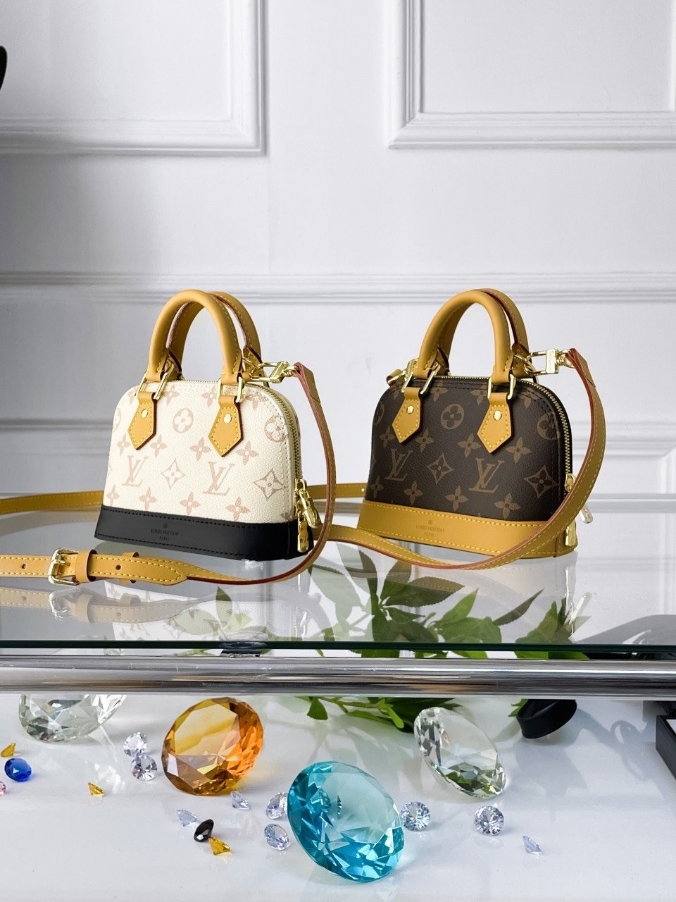 루이비통 나노 알마백 (가방)