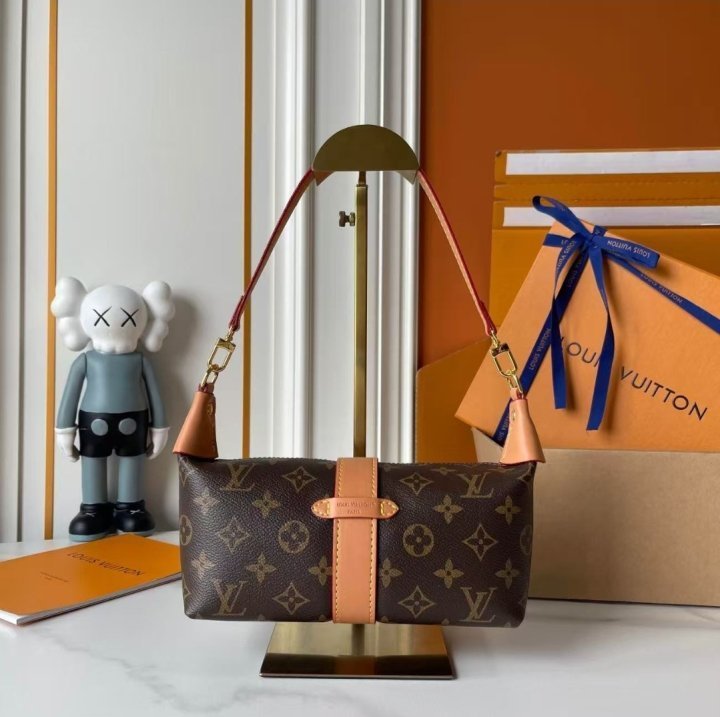 루이비통 포쉐트 미아 가방