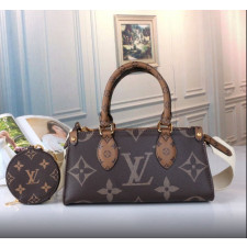 루이비통 온더고 이스트웨스트 크로스백 (가방)