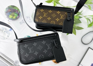 루이비통 보스포어 웨어러블 윌릿 가방