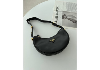 프라다 아르케 에스파 카리나 가방