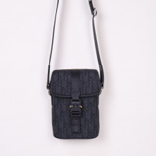 디올 미니 히트 더 로드 버티컬 메신저백 (가방)