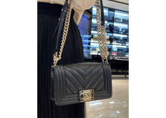 샤넬 미니 쉐브론 보이백 은장 (가방)