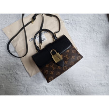 루이비통 록키 BB 탑핸들백 (가방)