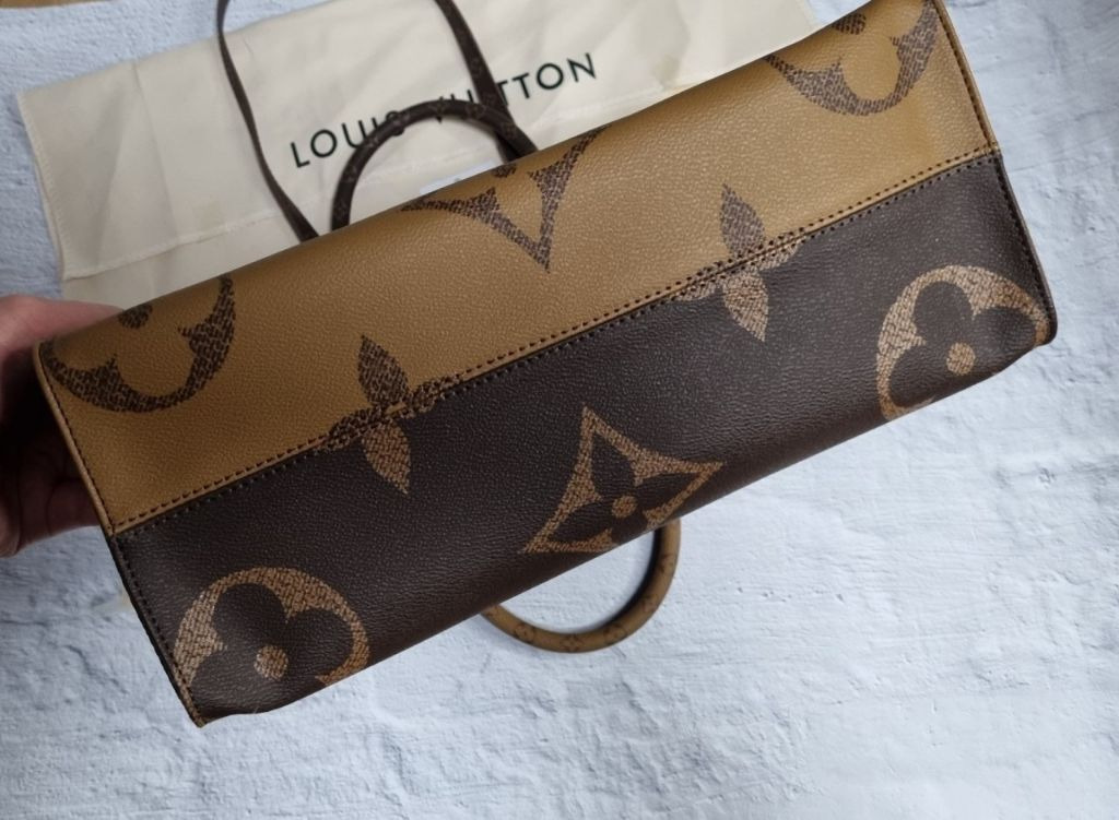 루이비통 온더고 모노 MM 가방