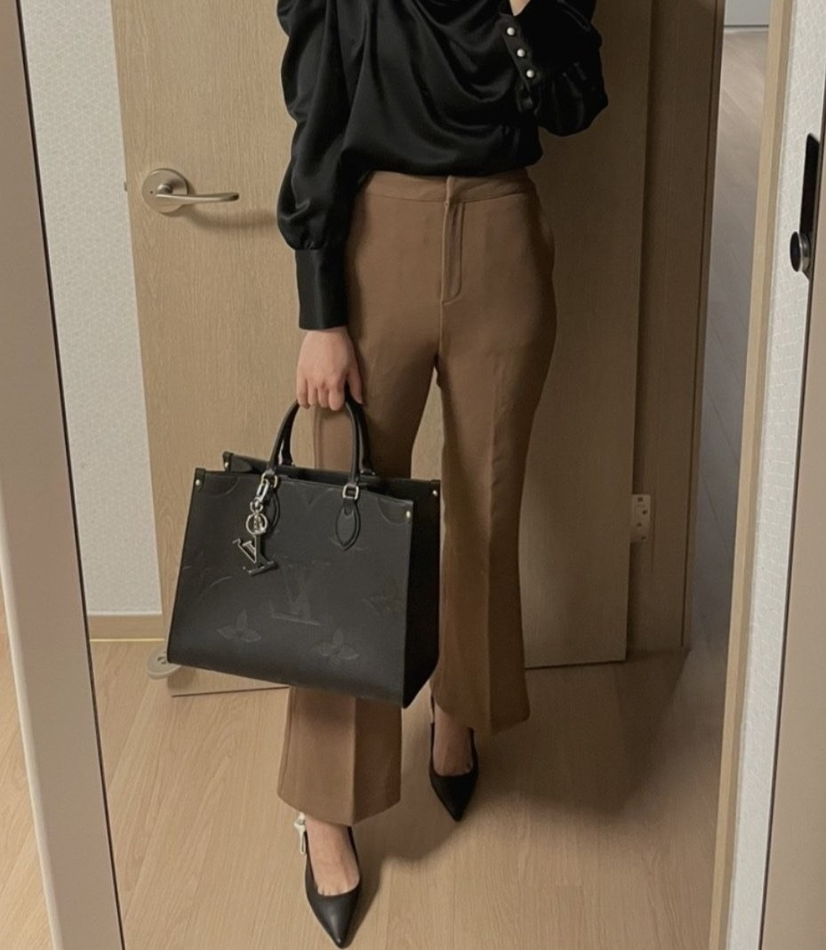 루이비통 온더고 앙프렝뜨 블랙 MM 가방