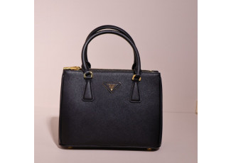 프라다 사피아노 미디움 토트백 (가방)