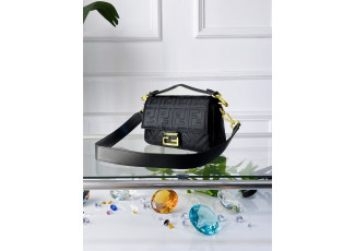 펜디 바게트 숄더백 블랙 (가방)