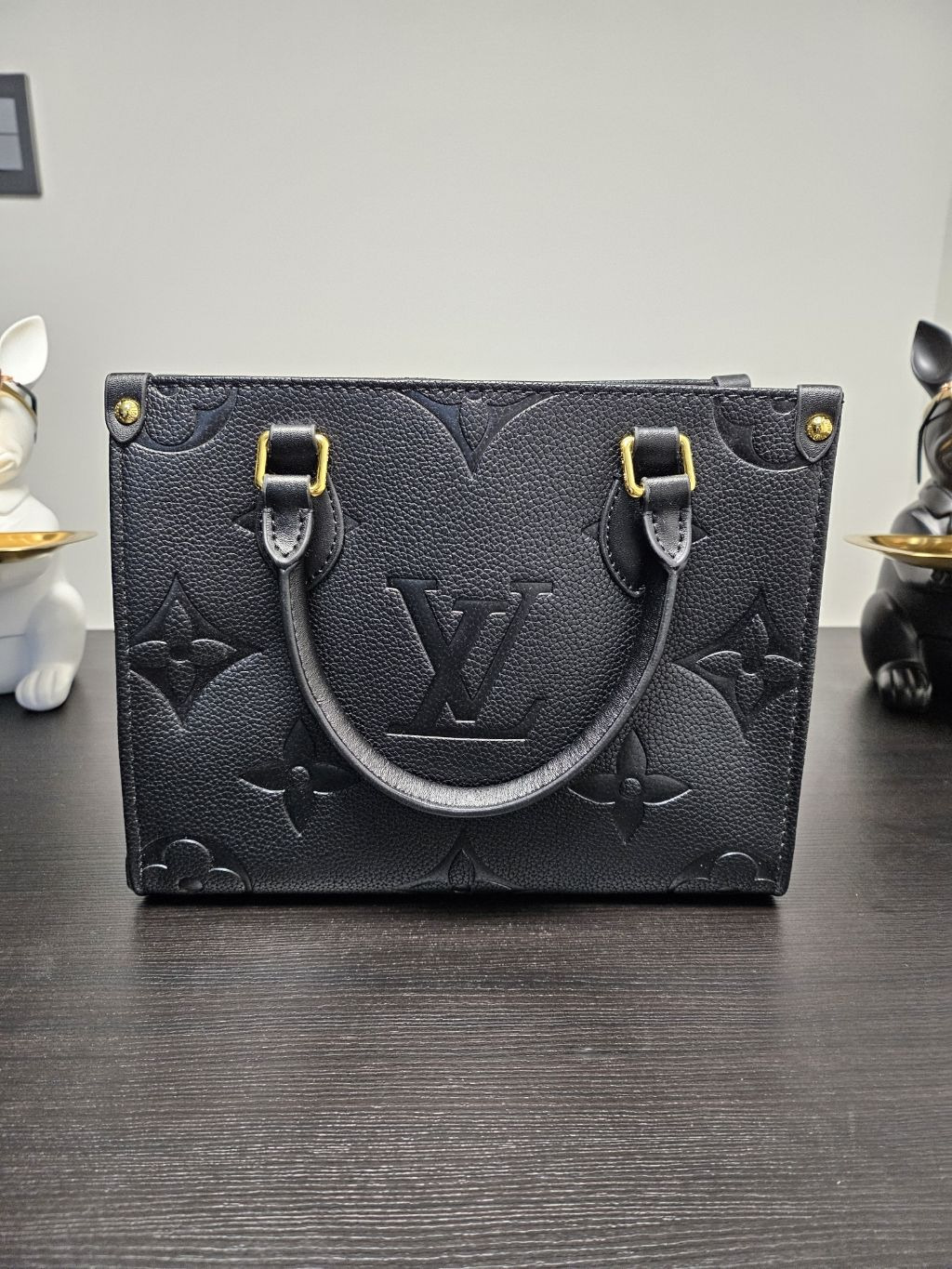 루이비통 앙프렝뜨 온더고 스몰 가방