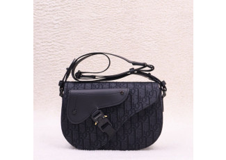 디올 오블리크 새들 스트랩 숄더백 (가방)