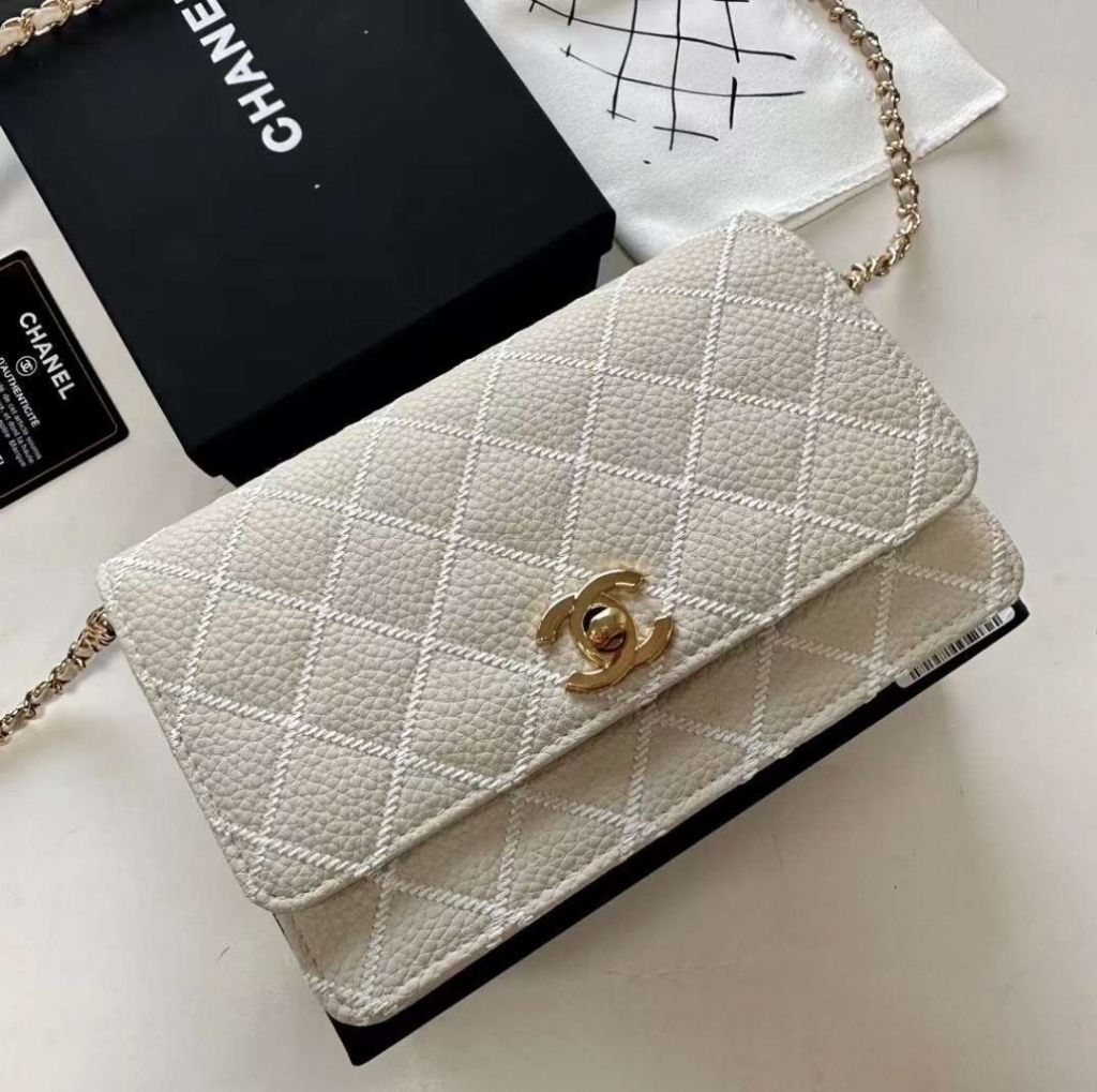 샤넬 woc 크로스백 아이보리 (가방)