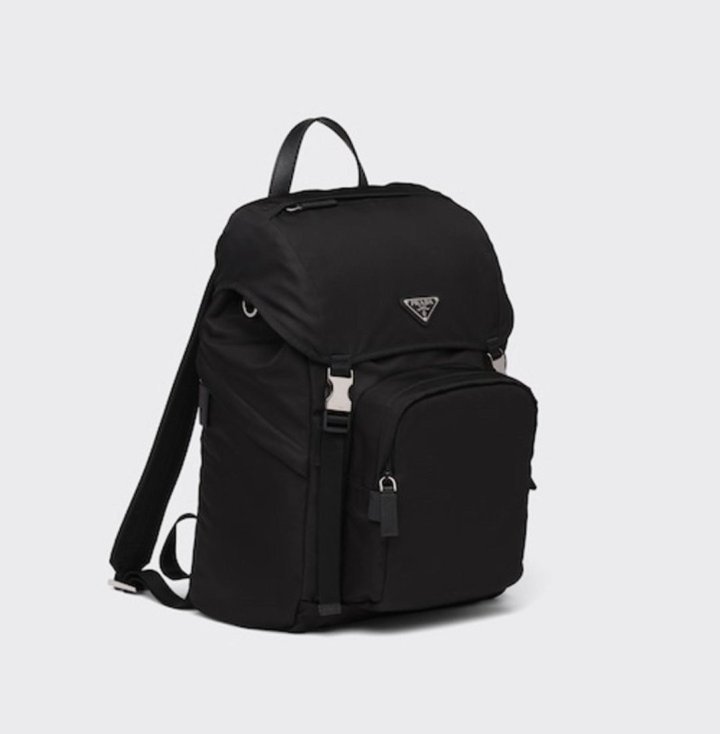프라다 백팩 (가방)