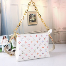 루이비통 쿠상 화이트 크로스백 (가방)