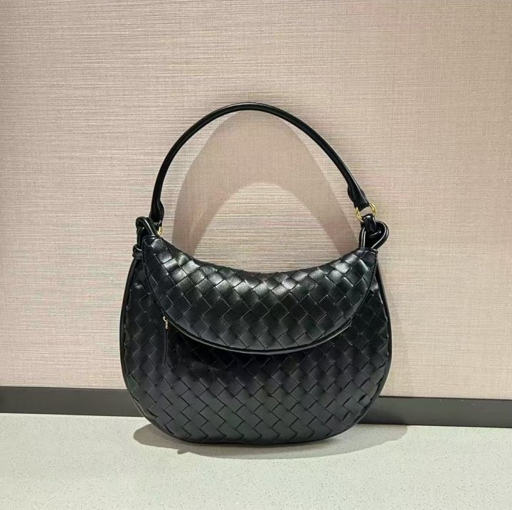 보테가베네타 제멜리 가방