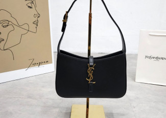 입생로랑 스몰 호보백 (가방)