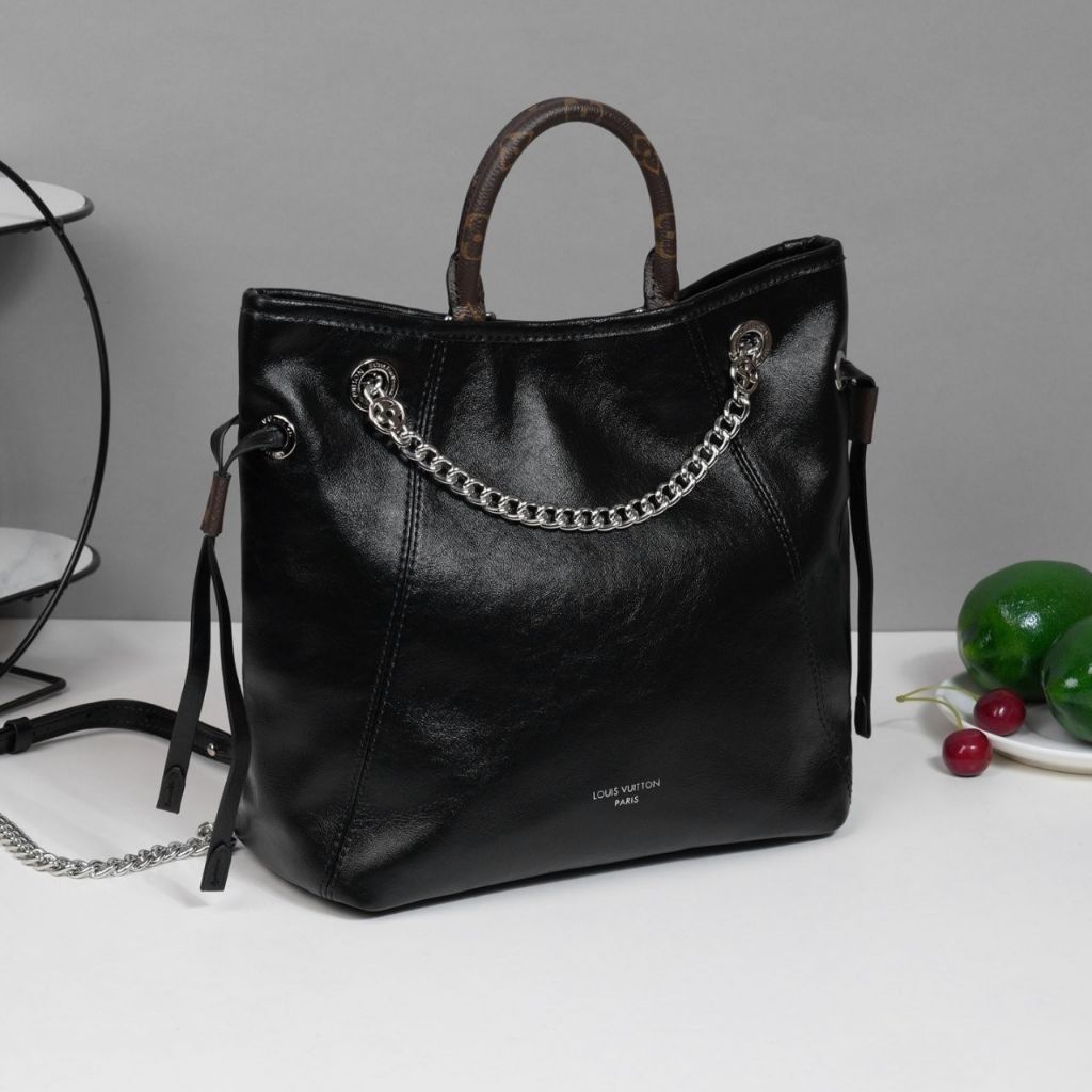 루이비통 오프 듀티 바이브 백팩 블랙 (가방)