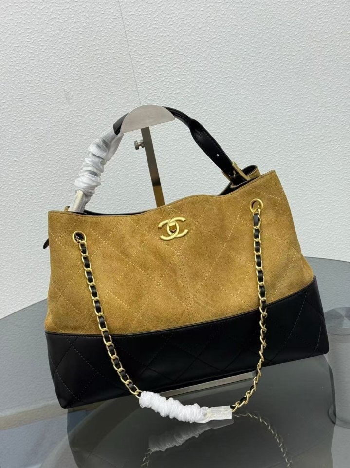 샤넬 25 공방 쇼핑백 브라운 (가방)