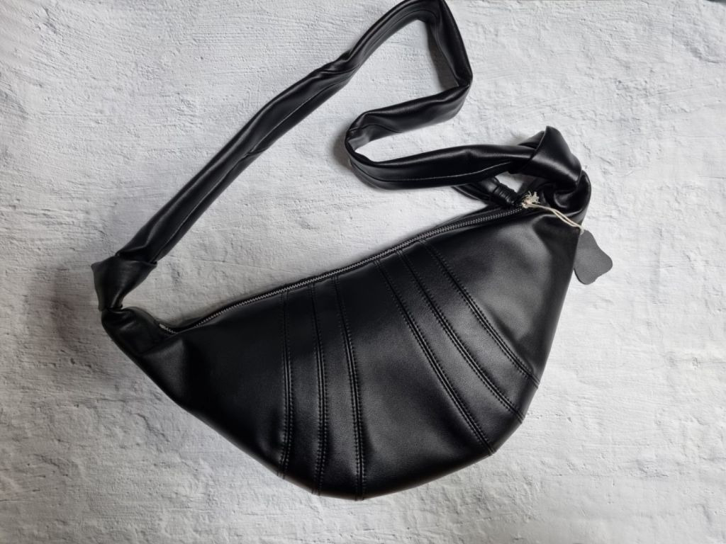 르메르 크루아상 숄더백 (가방)